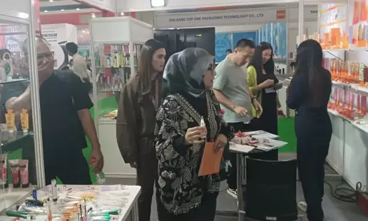Summitek Technology는 인도네시아 무역 박람회에서 여러 브랜드의 주문을 확보하면서 큰 성공을 거두었습니다.